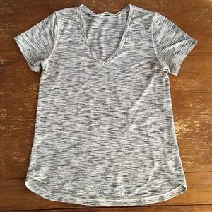 Lululemon shirt.